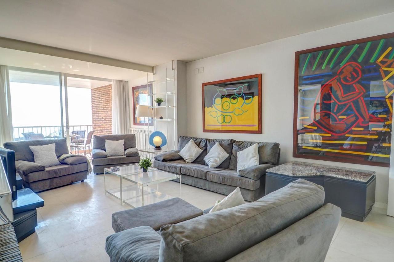 La Gioia 2 By Hello Homes *